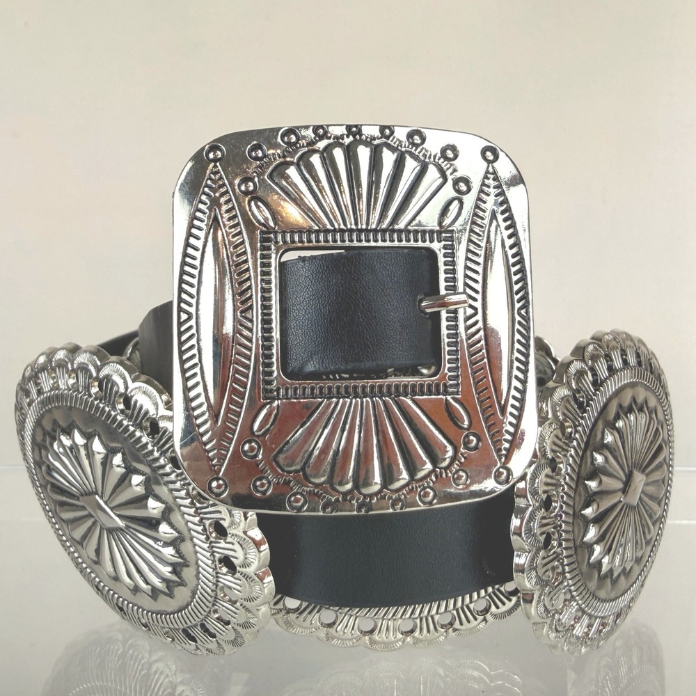 Women's Leather Concho Belt|31-39|Engraved Silver Tone Buckle Western Boho Rodeo
